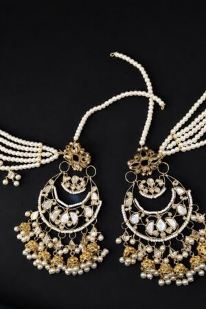 Traditional Kundan Earrings with Saharay
