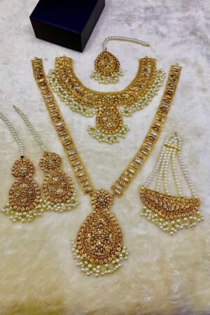 White pearls gold-plated Bridal Set
