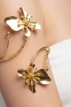 Flowercut Armcuff