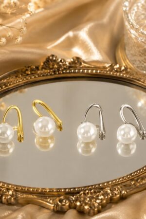 Minimalist Pearl Hoop Clip Earrings
