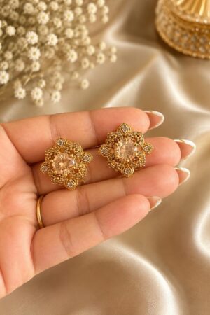 Zehra Gold studs