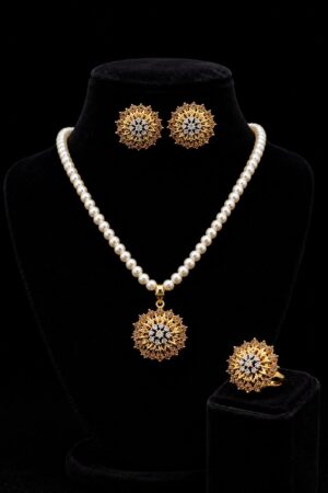 Champagne Classic Pearl Set
