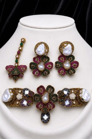 Mosaic Garden Pearl Chokar Set