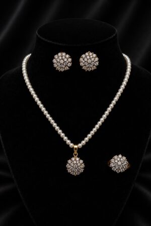 Zircon Pearls set